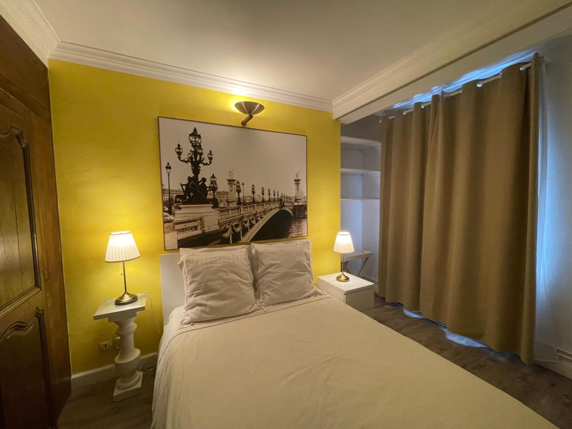 Appartamento Red Flat Parigi Esterno foto