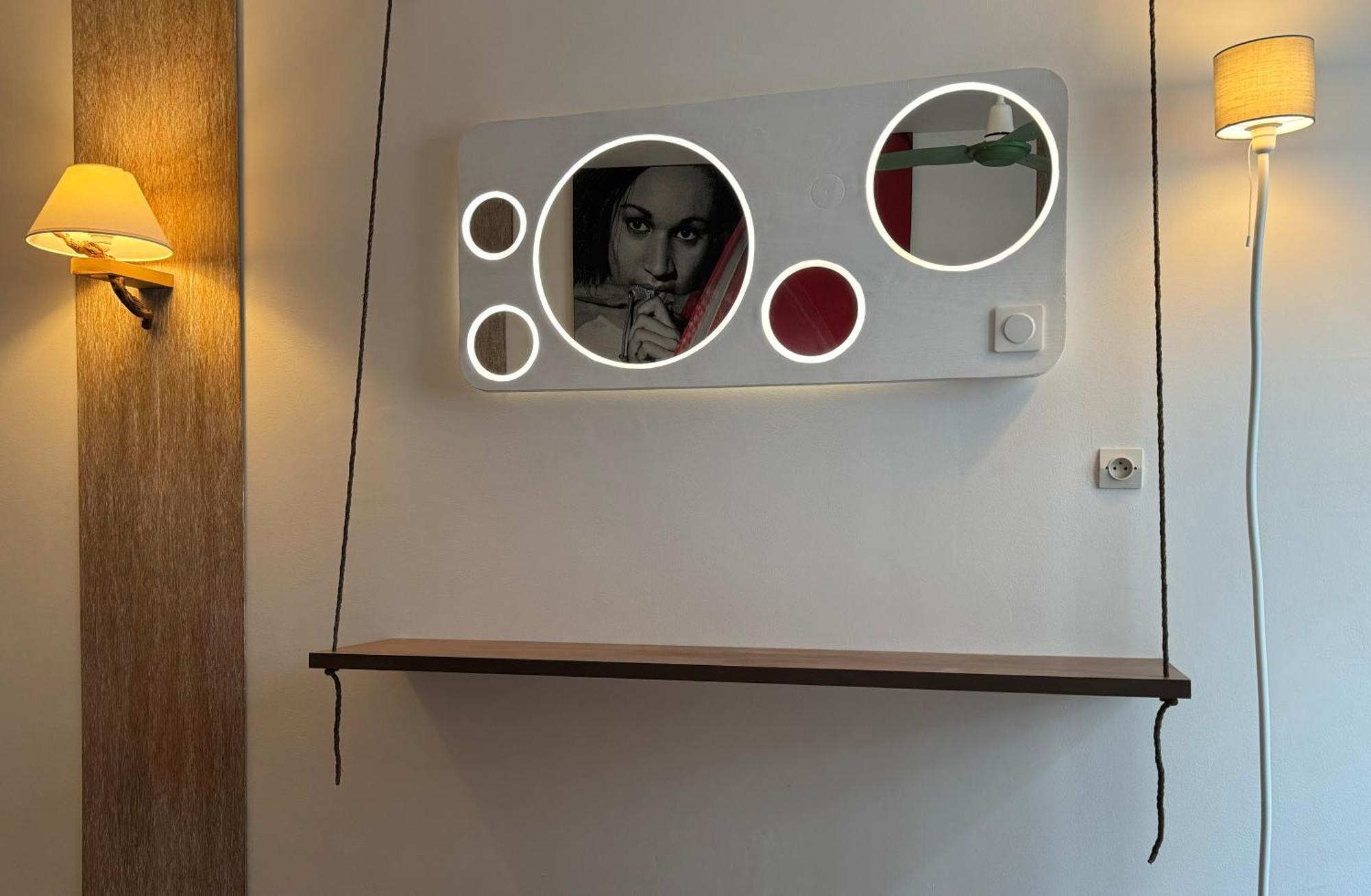 Appartamento Red Flat Parigi Esterno foto