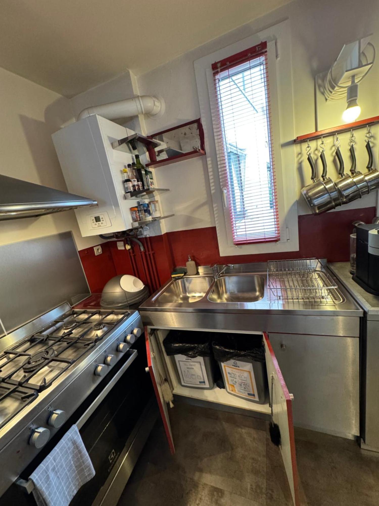 Appartamento Red Flat Parigi Esterno foto